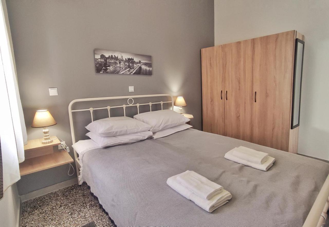 Ferienwohnung Garnet 3 Kalamata Exterior foto